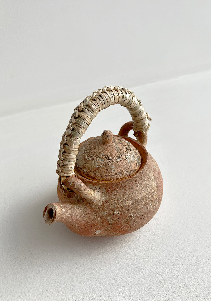 Teapot w/ Woven Akamegashiwa Handle - Small