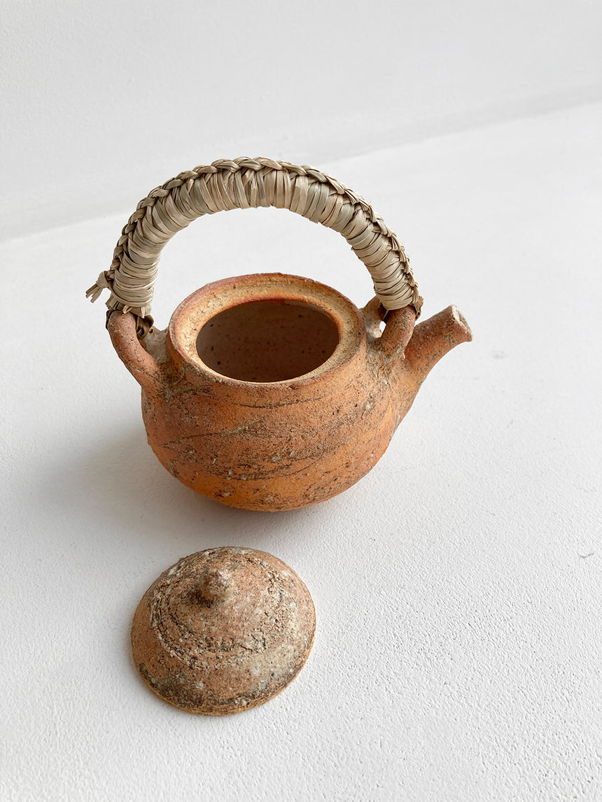 Teapot w/ Woven Akamegashiwa Handle - Small